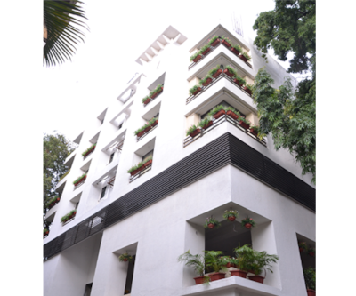 https://imgcld.yatra.com/ytimages/image/upload/t_hotel_yatra_city_desktop/v1439979778/Domestic Hotels/Hotels_Pune/The Grand Tulip/Overview.jpg